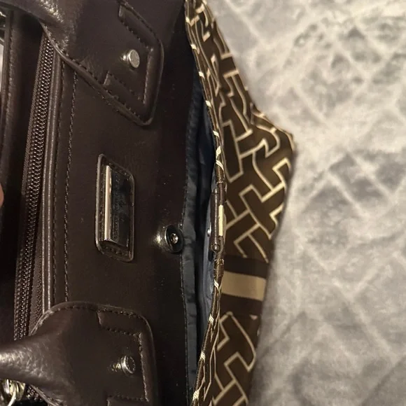 Tommy Hilfiger Brown and White Patterned Tote - Picture 7 of 10